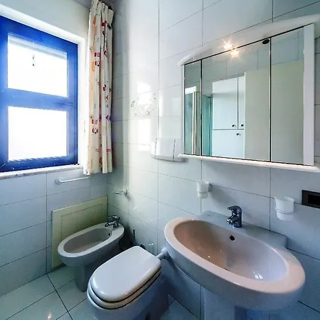 Trilocale Chiara Residence Baia Blu Casa vacanze *